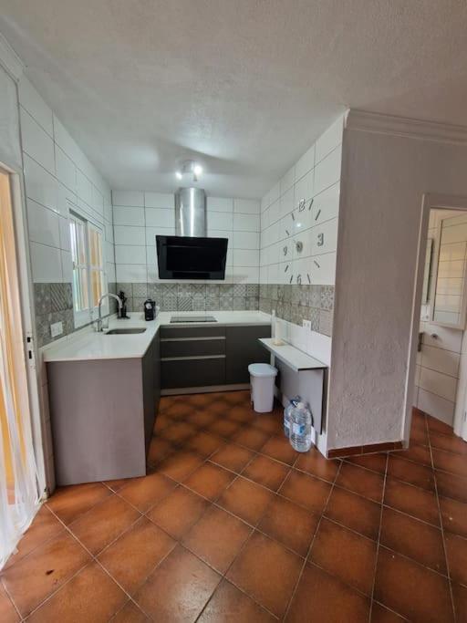 Chalet A 2 Kilometros De La Playa Chiclana de la Frontera Luaran gambar