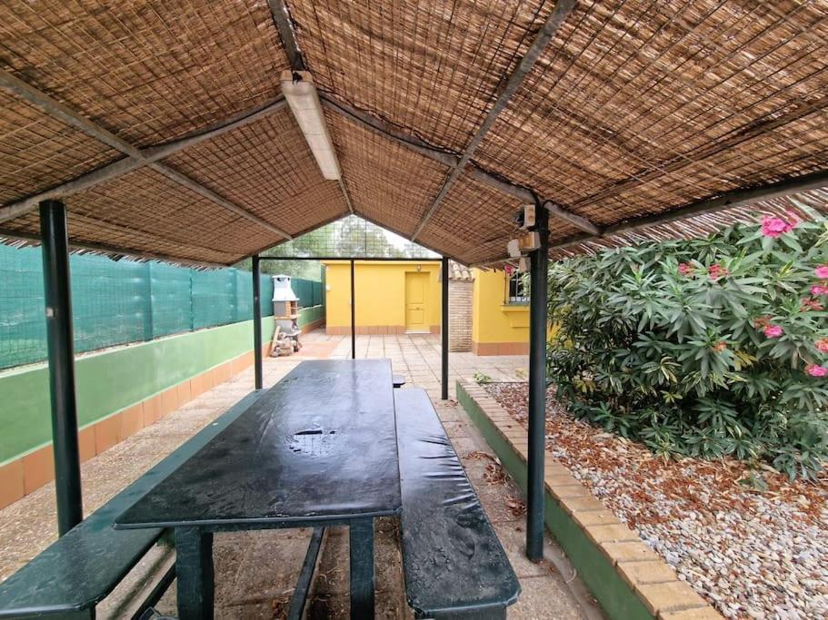 Chalet A 2 Kilometros De La Playa Chiclana de la Frontera Luaran gambar